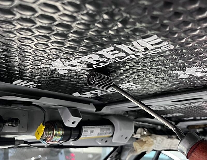 Noise and vibration insulation